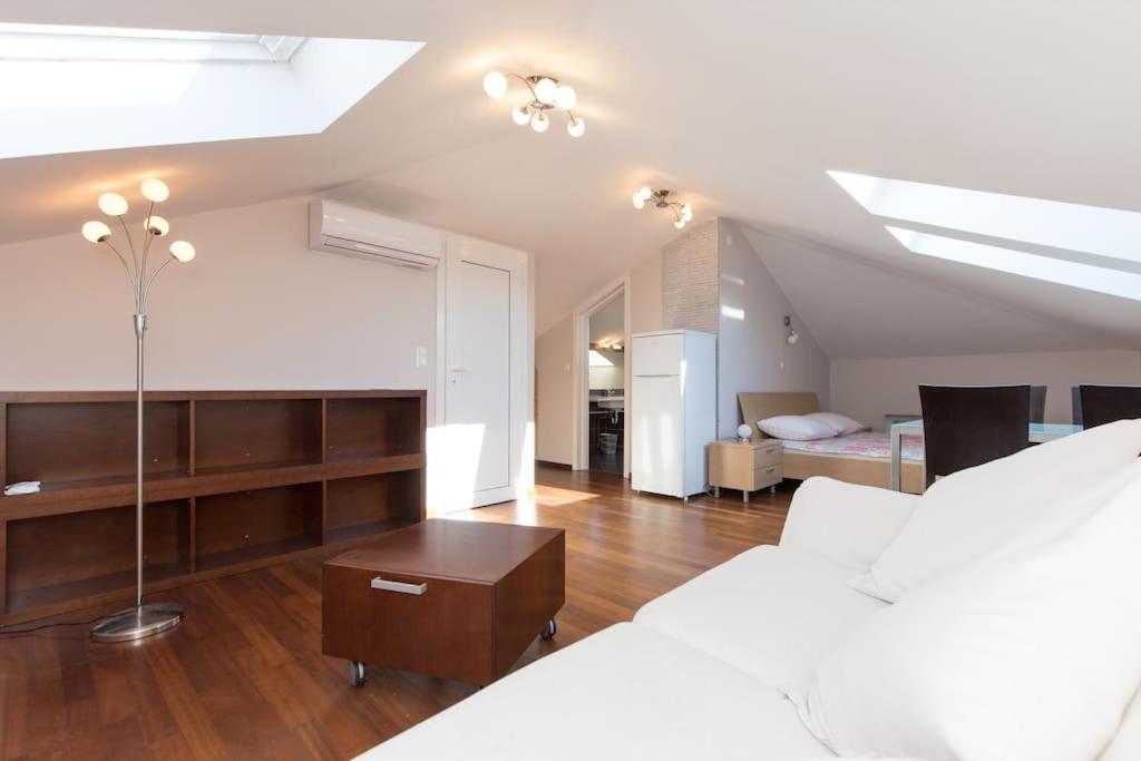 Ajda - Appartement *